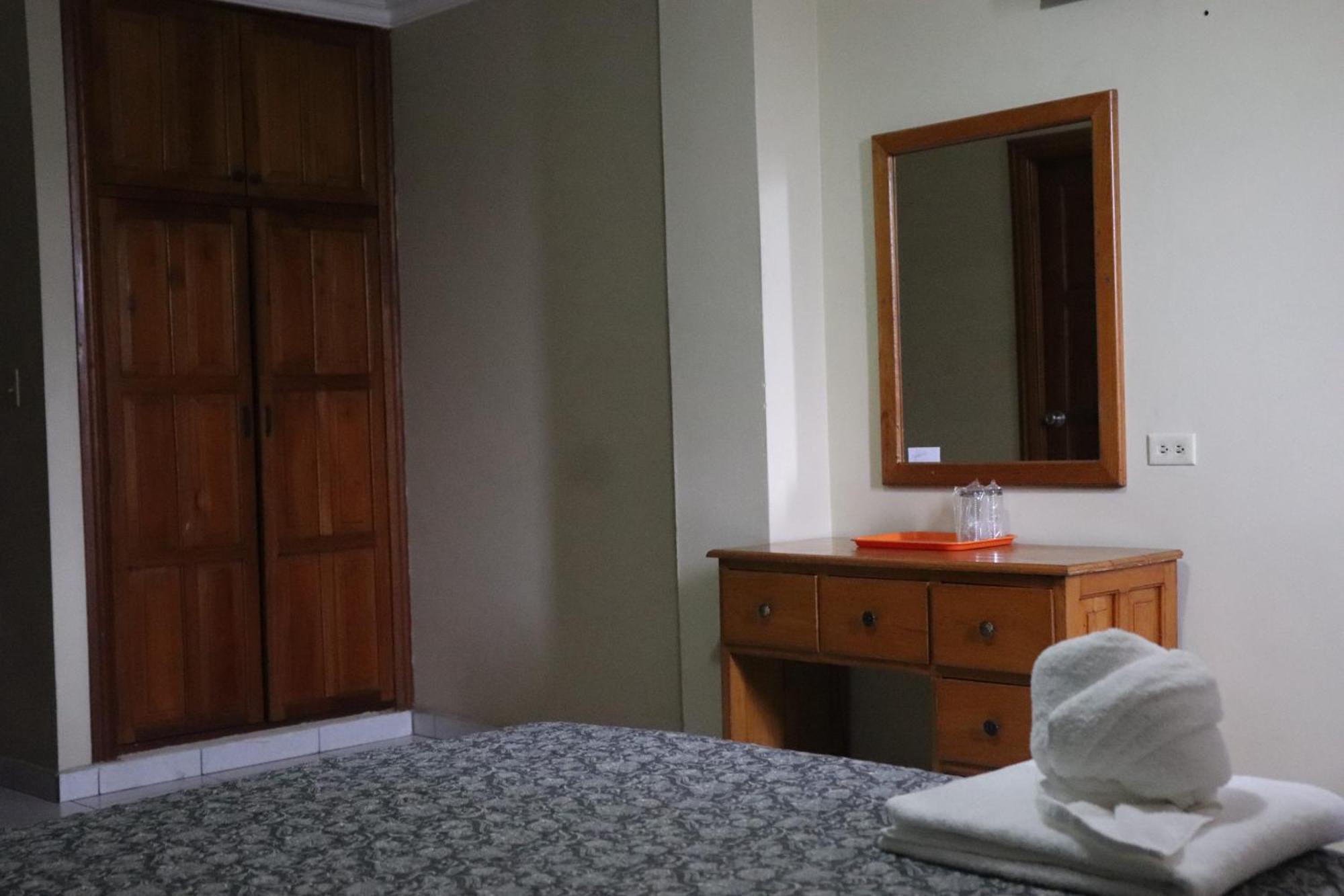 Hotel Toledo Давид Екстериор снимка